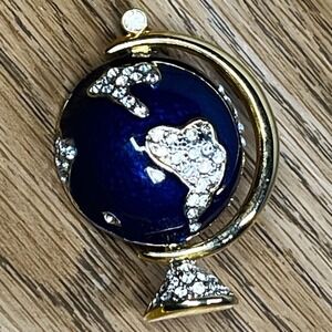 Park Lane Women Globe Brooch Blue Enamel Rhinestone Gold Tone Travel Jewelry